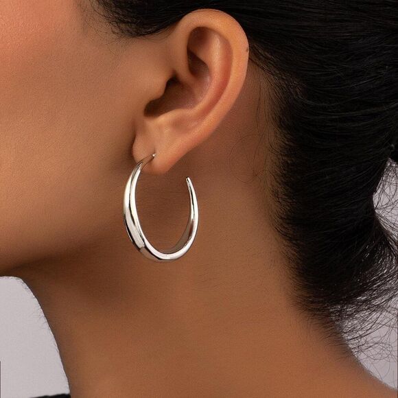 Jewelry - 5/$25 Silver Hoop Earrings